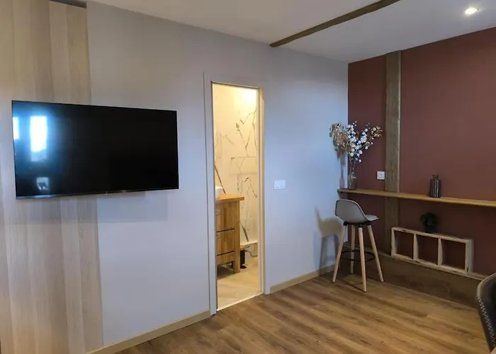 Apartment Grand Place Morny Refait A Neuf *