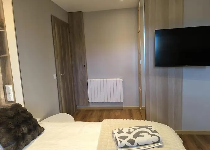 Grand Place Morny Refait A Neuf Apartment