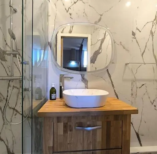 Apartment Grand Place Morny Refait A Neuf